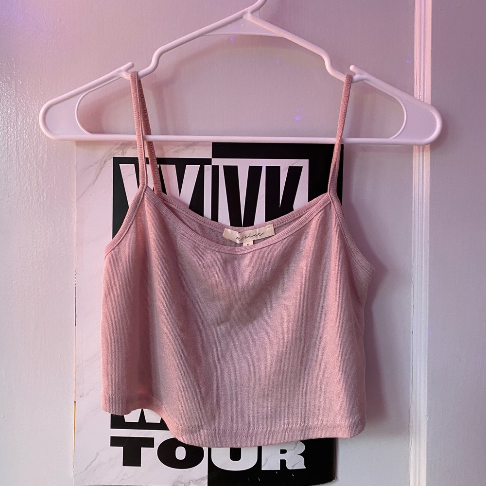 Cropped, ribbed tank!